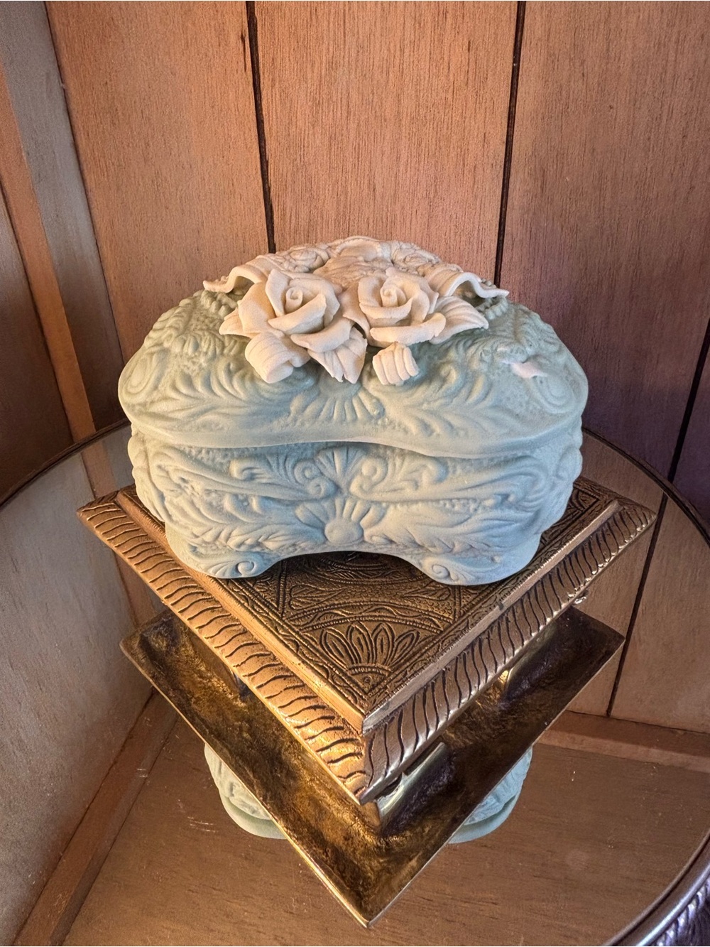 Heart-Shaped Decorative Trinket Box with Cameo Detail - Pale Aqua - Picture 6 of 16